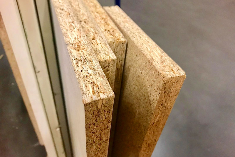 Wood chip plywood, high hardness and durability