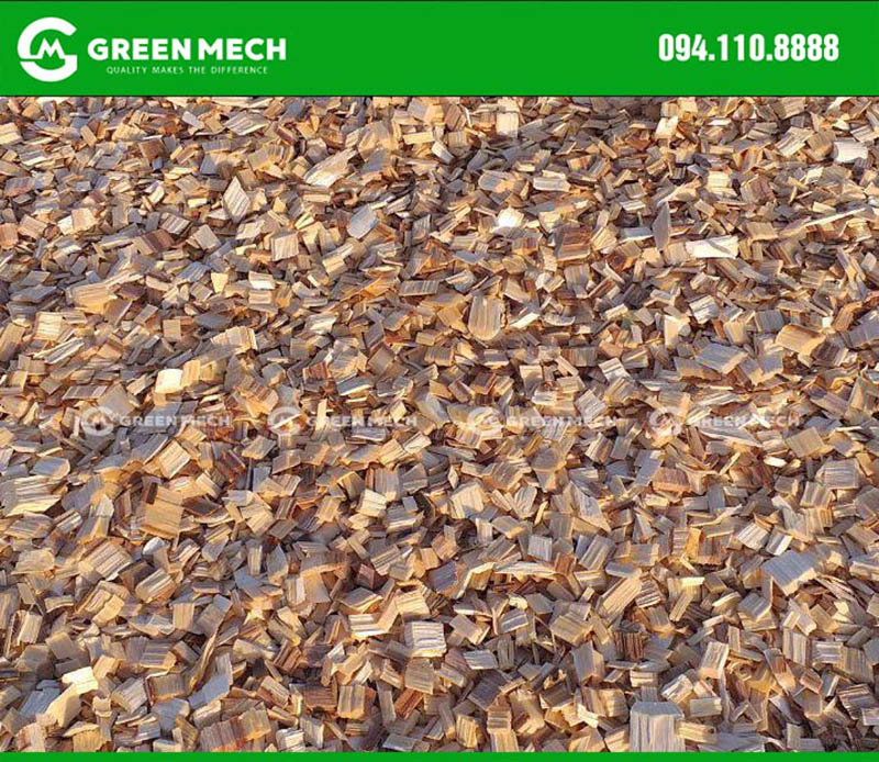 Beautiful, even wood chips from GREEN MECH wood chipper