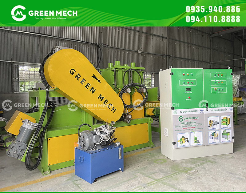 High quality GREEN MECH wood crusher into sawdust